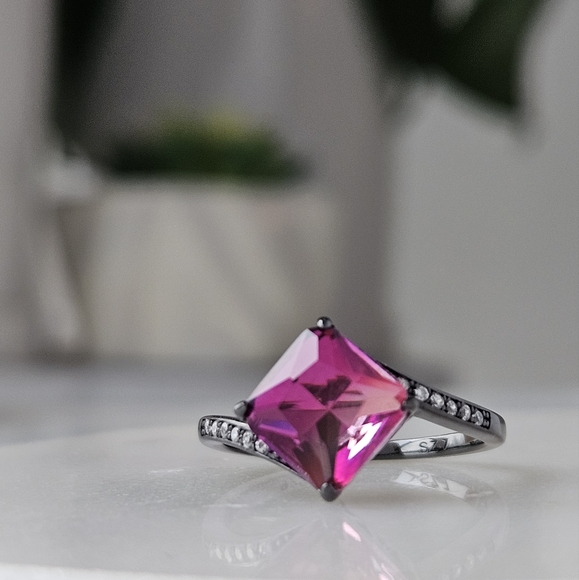Pink Topaz Gemstone Ring, real 925 Sterling Silver, Black Gold Finish - Picture 5 of 6